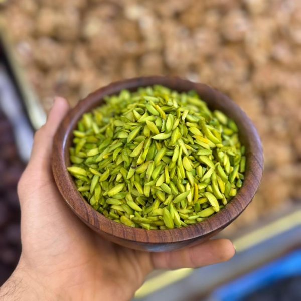 خلال پسته قزوین