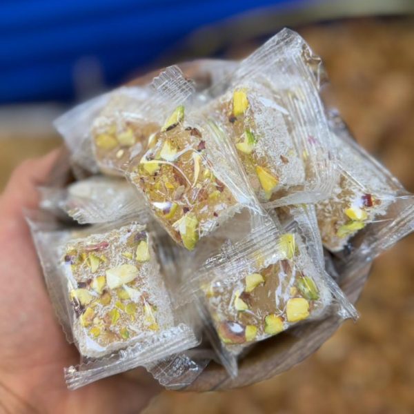 باسلوق پسته ای تبریز